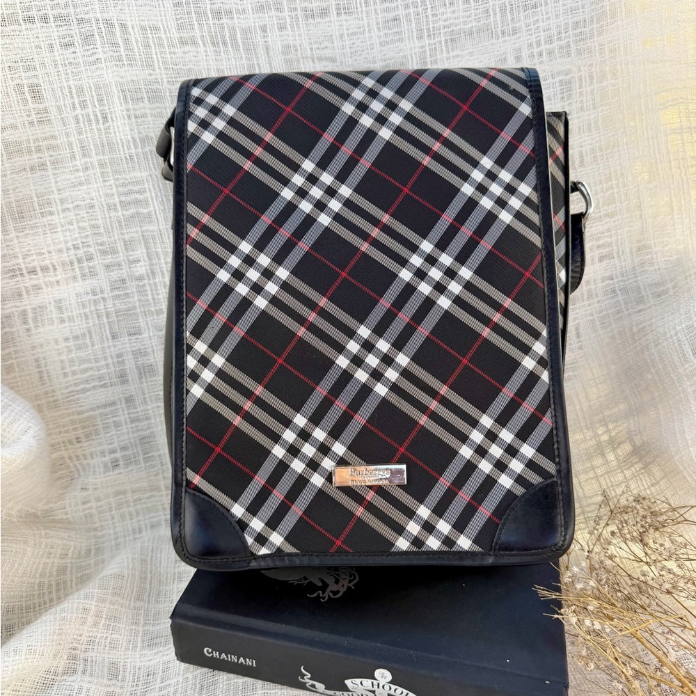 Authentic Burberry Blue Label Black Nova Check Crossbody Bag unisex - Picture 1 of 17